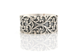'Floral black' zilveren ring