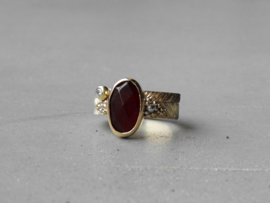 Antieke Carneool & nieuwe Diamant