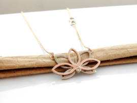 Lotus collier infinity