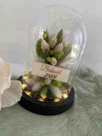 Glazen stolp met led en droogbloemen