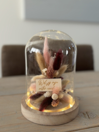 Glazen stolp met led en droogbloemen