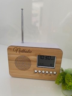 Radio met klok en alarm