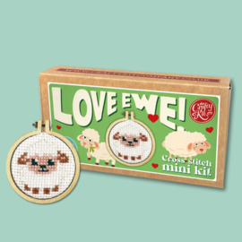 Borduurpakket Matchbox Love Ewe! - ckc-mb-069