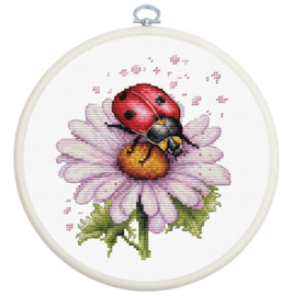 Borduurpakket Field Flower - Luca-S    ls-bc231