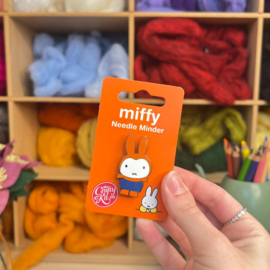 Needle Minder - Miffy Ready for Winter - The Crafty Kit Company - ckc-nmm-011