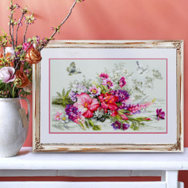 Borduurpakket Country Bouquet - Magic Needle     ci-510-228