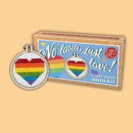 Borduurpakket Matchbox No Labels, Just Love! - ckc-mb-055