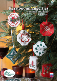 Hardangerpatroon Kerstboomhangertjes - The Stitch Company     tsc-mt0602
