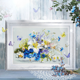 Borduurpakket Lilies and Cornflowers - Magic Needle    ci-510-227