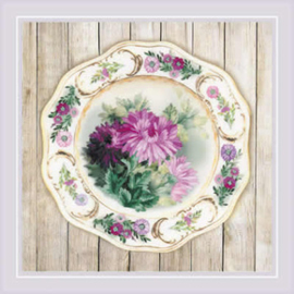 Borduurpakket Plate with Chrysanthemums - Satin Stitch - RIOLIS    ri-pt0076
