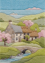 Platsteek pakket Long Stitch Seasons - Spring Cottage - Derwentwater Designs    bt-dw14mls09