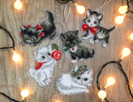 Borduurpakket Christmas Kittens Toys - Leti Stitch  leti-0987