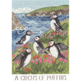 Borduurpakket Lizzie Spikes - A Circus Of Puffins - Bothy Threads     bt-xdd09
