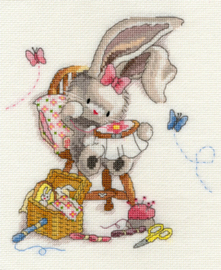 Borduurpakket Bebunni - Sewn With Love - Bothy Threads    bt-xbb02