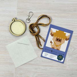 Borduurpakket Matchbox Och aye the Moo! (Highland Cow) - ckc-mb-020