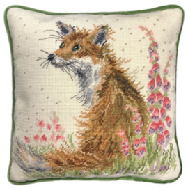 Kussenborduurpakket Hannah Dale Tapestries - Amongst The Foxgloves - Bothy Threads    bt-thd08