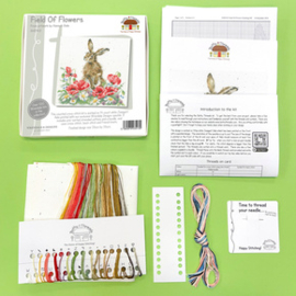 Borduurpakket Hannah Dale - Field Of Flowers - Bothy Threads     bt-xhd143