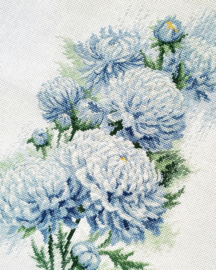 Borduurpakket Delicate Chrysanthemums - RIOLIS   ri-2140