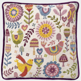 Petit Point borduurpakket Suzy Taylor - Feathered Friends - Bothy Threads   bt-tst03