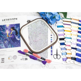 Borduurpakket Arctic Enchantress - Leti Stitch     leti-l9973