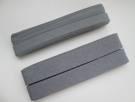 Dox Biaisband 12 mm en 20 mm.  Midden grijs kleurnr. 004