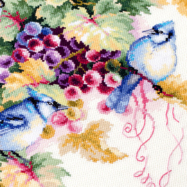 Borduurpakket Blue Jay and Grapes - Chudo Igla    ci-130-022