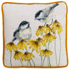 Petit Point borduurpakket Hannah Dale - Chitter Chatter Tapestry - Bothy Threads   bt-thd77
