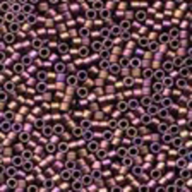 Magnifica Beads Matte Wildberry - Mill Hill   mh-10111