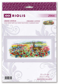 Borduurpakket Blooming Meadow  - RIOLIS  ri-2066