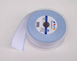 Aida Borduurband wit met blauwe rand / 5 cm breed (voor baby's)