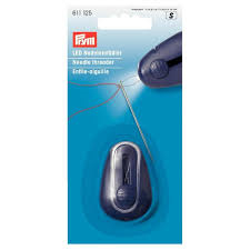 Prym  Draaddoortrekker met Led Lampje 611 125