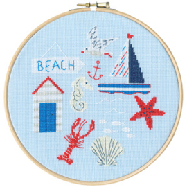 Borduurpakket Jessica Hogarth - Beach - Bothy Threads   bt-xjh02