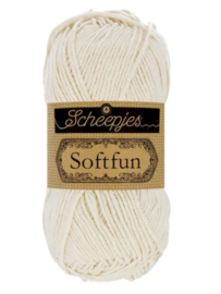 Scheepjes Softfun  / 2622 Beige / Latte