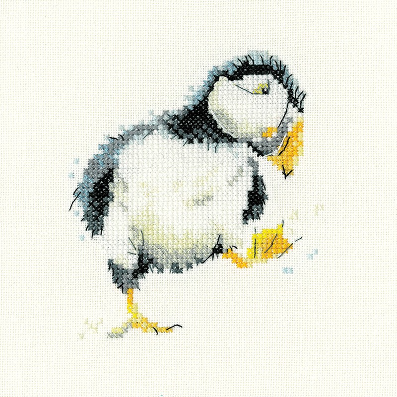 Borduurpakket Pickle The Puffin - Heritage Crafts   hc-1895a