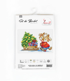 Borduurpakket Calf with Christmas Tree - Luca-S    ls-b1181