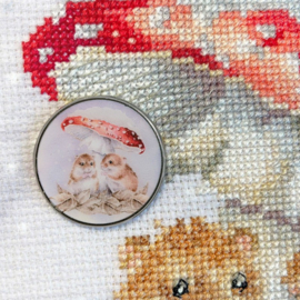 Needle Minder Wrendale Designs - Mushroom At The Inn - Bothy Threads       bt-xa67