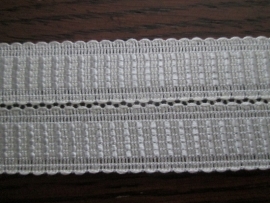 Zweigart. Creme kleurig band.  30 mm breed