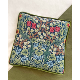 Petit Point borduurpakket William Morris - Blackthorn - Bothy Threads        bt-tac27
