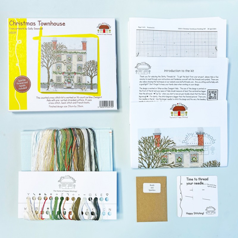 Borduurpakket Sally Swannell - Christmas Townhouse - Bothy Threads     bt-xss31