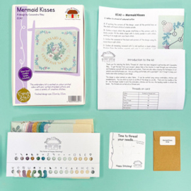 rij borduren pakket Cassandra Riley - Mermaid Kisses - Bothy Threads     bt-eca02