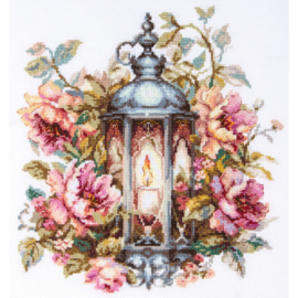 Borduurpakket Petals and Light - Magic Needle    ci-070-045