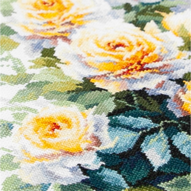 Borduurpakket The Queen of Flowers - Magic Needle     ci-070-008
