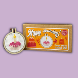 Borduurpakket Matchbox Happy Birthday (Cake) - ckc-mb-042