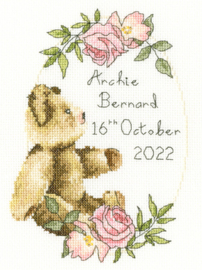 Borduurpakket Sarah Summers - Victorian Teddy Bear - Bothy Threads   bt-xss13