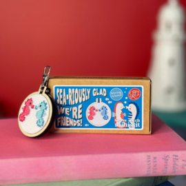 Borduurpakket Matchbox - Sea-riously Glad We’re Friends! - ckc-mb-220
