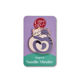 Wooden Needle Minder Cat - Besties - The Crafty Kit Company - ckc-nm-016