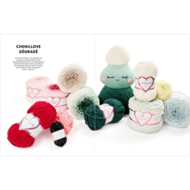 Chenillove Christmas II - kerst haakboekje -