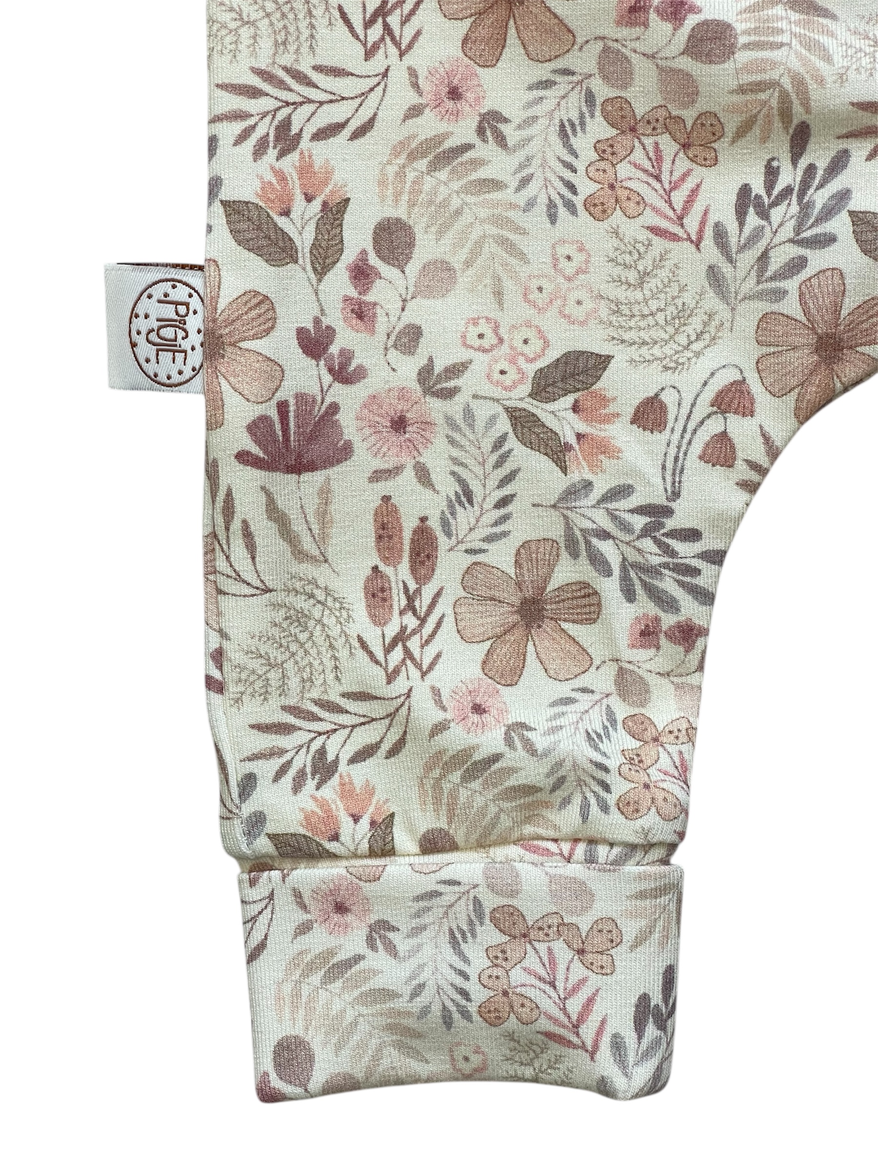 Overslagboxpakje van zachte tricot met bloemetjes