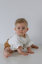 Ruffle shirt ecru