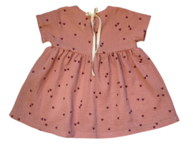 Hydrofiel jurkje met hartjes blush